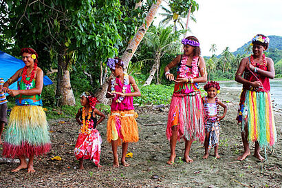 Fiji culture experience dancing woman